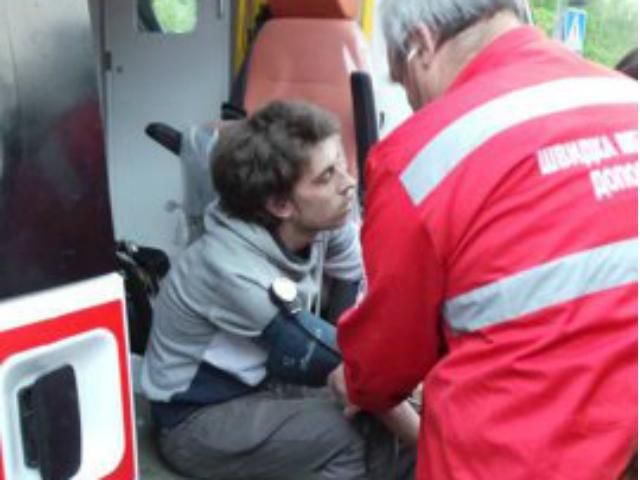 У Донецьку сепаратисти відпустили захоплених активістів У Донецьку сепаратисти відпустили захоплених активістів