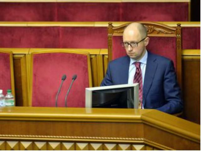 Необходимо принять новую редакцию Налогового кодекса в 2015 году, — Яценюк 