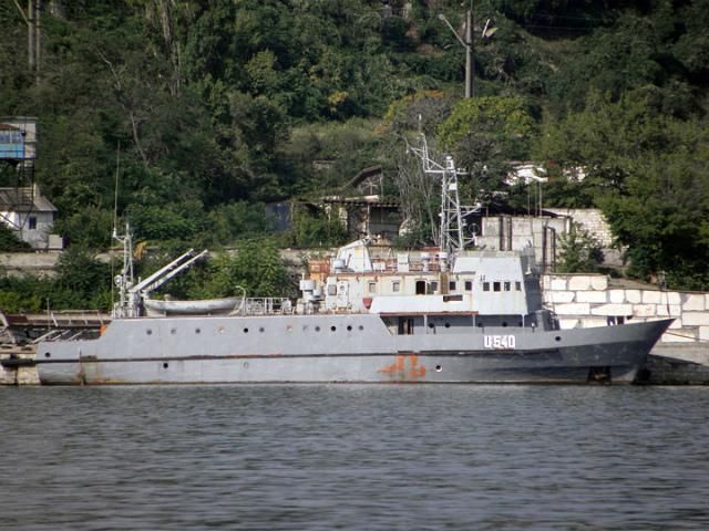 Із Севастополя до Одеси виводять п'ять українських суден Із Севастополя до Одеси виводять п'ять українських суден