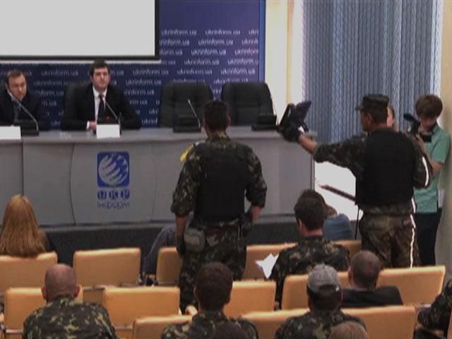 В Украине станет доступной покупка арестованного имущества В Украине станет доступной покупка арестованного имущества