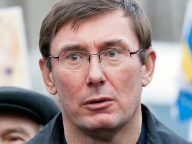 Відновити владу на Донбасі без жертв не вдасться, — Луценко Відновити владу на Донбасі без жертв не вдасться, — Луценко