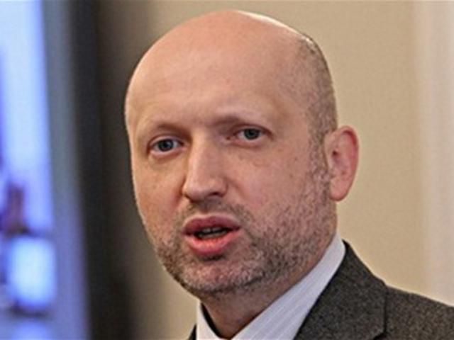 Турчинов: Росія готує диверсії на травневі свята Турчинов: Росія готує диверсії на травневі свята