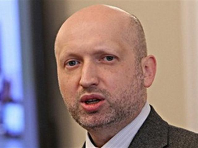 Турчинов: Россия готовит диверсии на майские праздники Турчинов: Россия готовит диверсии на майские праздники