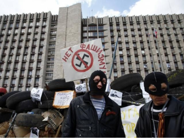 В Донецьку сепаратисти захопили ще дві будівлі, — ЗМІ В Донецьку сепаратисти захопили ще дві будівлі, — ЗМІ