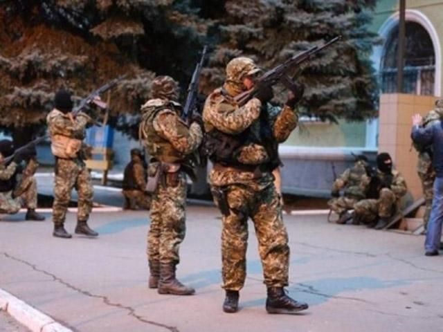 Сепаратисти відпустили двох краматорських міліціонерів