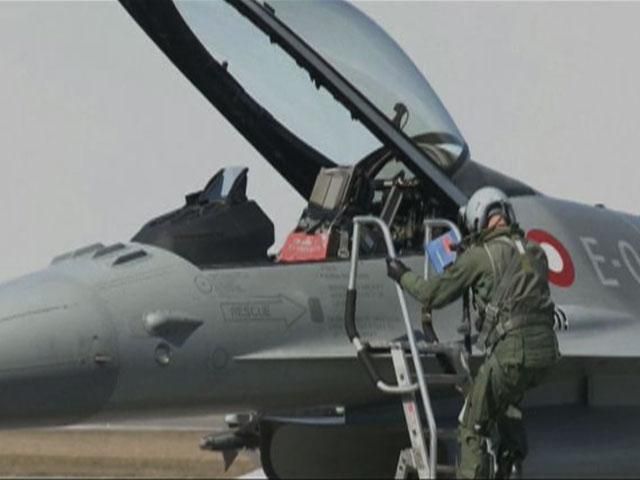 НАТО втрое увеличивает количество своих истребителей в странах Балтии НАТО втрое увеличивает количество своих истребителей в странах Балтии