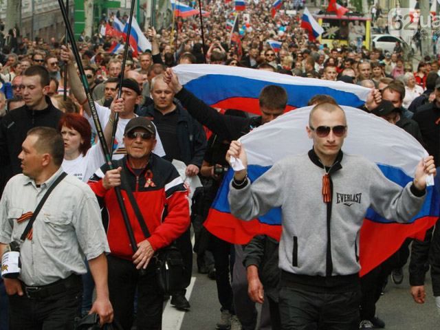 Во время штурма донецкой прокуратуры пострадали 50 человек, - источник Во время штурма донецкой прокуратуры пострадали 50 человек, - источник