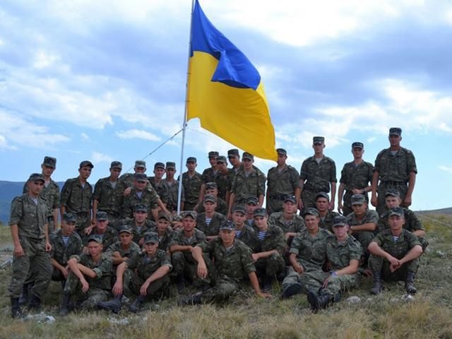 Турчинов відновив призов до армії Турчинов відновив призов до армії