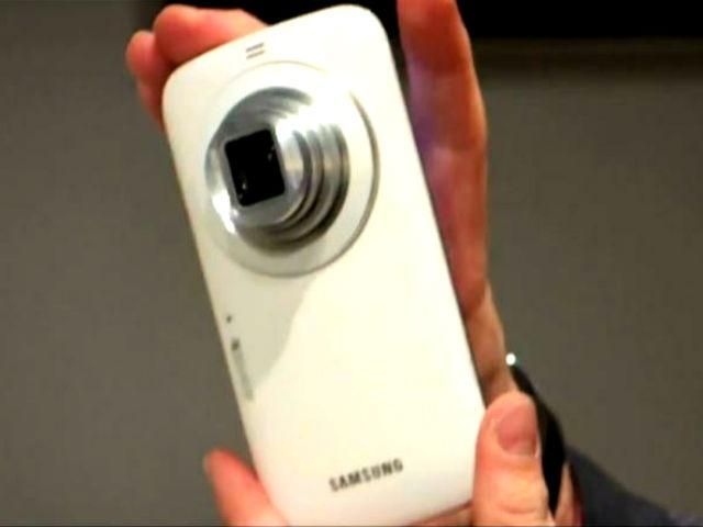 Мобильные технологии: камерофон Galaxy K Zoom от Samsung и Android-стикер
