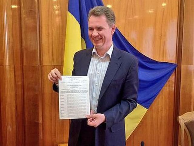 Бюлетені на виборах будуть вохристо-бузкові (Фото) Бюлетені на виборах будуть вохристо-бузкові (Фото)