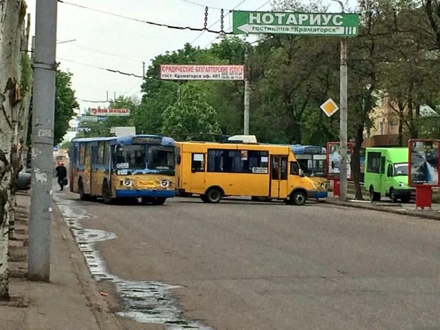 У Краматорську призупинили рух усього транспорту (Фото)