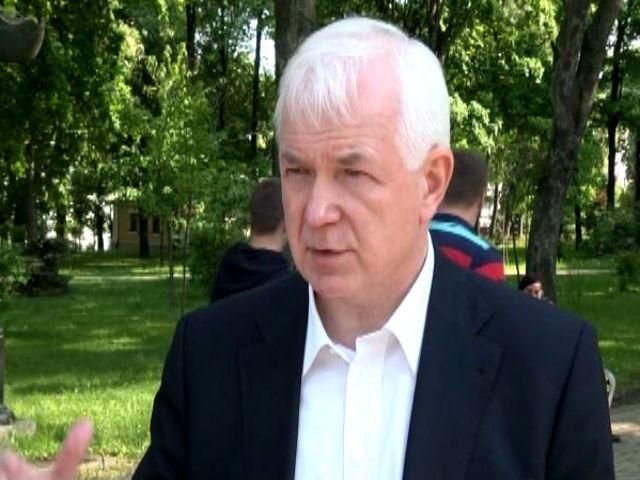 Россия пока не готова вводить войска, пока готовит почву, - эксперт Россия пока не готова вводить войска, пока готовит почву, - эксперт