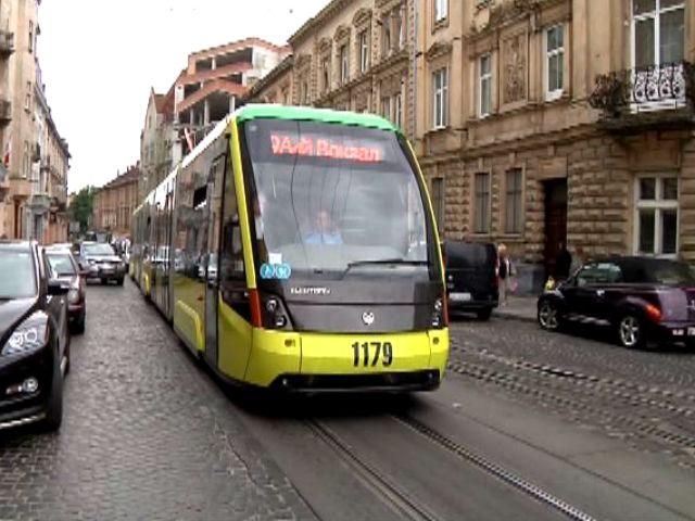 Во Львове первый украинский эко трамвай успешно прошел испытания