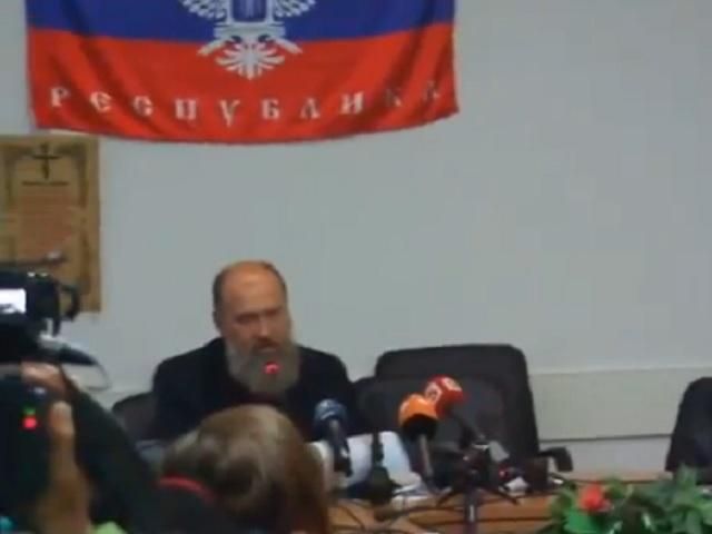 Сепаратистам "офіційно" дозволили носити зброю, — ЗМІ (Відео)