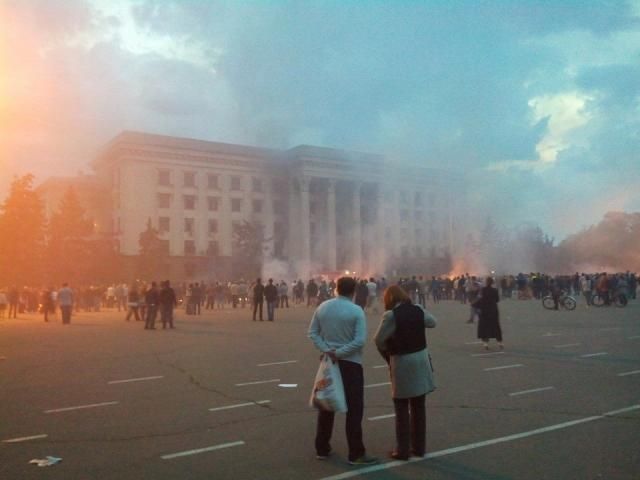 Жертвами одесских противостояний стали 42 человека. Начальника милиции области уволили