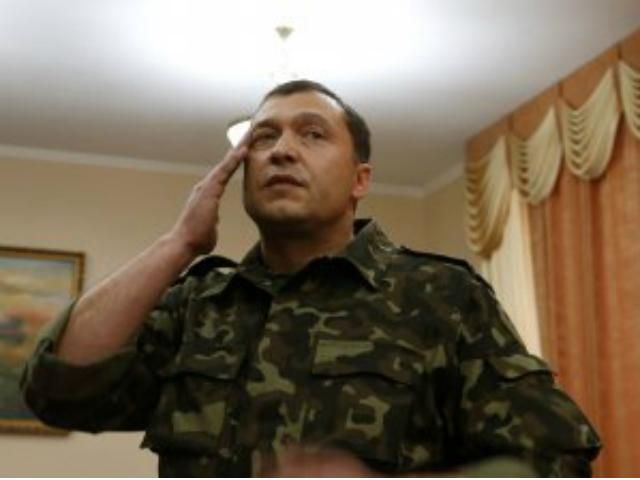 "Луганский губернатор" объявил "чрезвычайное положение" в области (Видео)