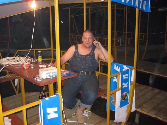 Встановили особу чоловіка, який стріляв в українських активістів в Одесі (Фото) Встановили особу чоловіка, який стріляв в українських активістів в Одесі (Фото)