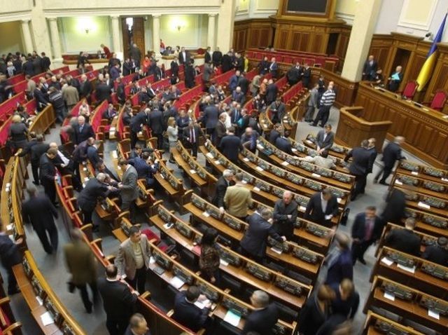 Рудьковський вимагає від Турчинова зібрати Раду, щоб звільнити Авакова Рудьковський вимагає від Турчинова зібрати Раду, щоб звільнити Авакова