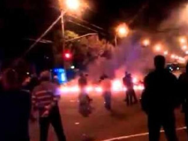 У Маріуполі невідомі займаються мародерством У Маріуполі невідомі займаються мародерством