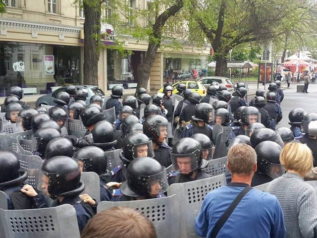 В Одесі сутички між міліцією і сепаратистами (Фото)