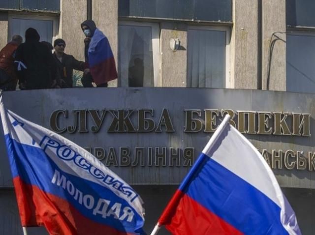 У міліції не знають, хто стріляв у проросійських активістів у Луганську У міліції не знають, хто стріляв у проросійських активістів у Луганську