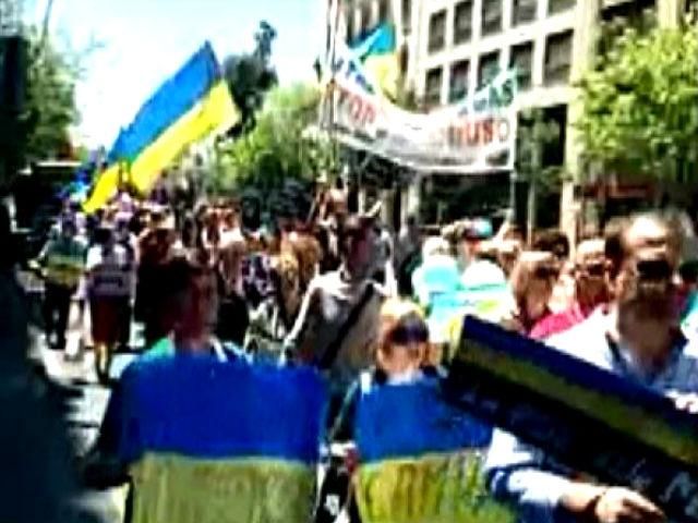 В Валенсии состоялся митинг в поддержку Украины (Видео)
