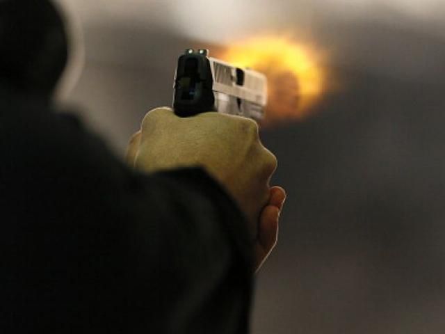 На Миколаївщині перестрілка: 3 людей поранені На Миколаївщині перестрілка: 3 людей поранені