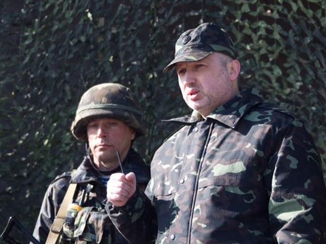 Турчинов подписал указ о частичной мобилизации Турчинов подписал указ о частичной мобилизации