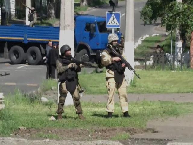 Чехам и словакам советуют не ездить в Украину Чехам и словакам советуют не ездить в Украину