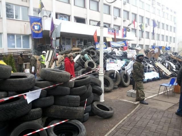 Комуністи намагалися знову захопити міськраду Маріуполя, — Ляшко Комуністи намагалися знову захопити міськраду Маріуполя, — Ляшко