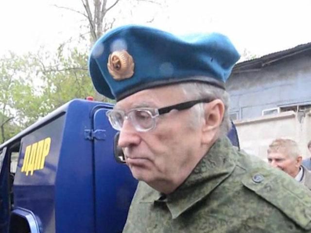 35 вооруженных боевиков доставили террористам бронеавтомобиль от Жириновского