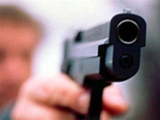 Внаслідок перестрілки біля блокпоста на Луганщині помер чоловік Внаслідок перестрілки біля блокпоста на Луганщині помер чоловік