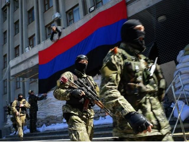 Боевики захватили горсовет в Авдеевке, — СМИ