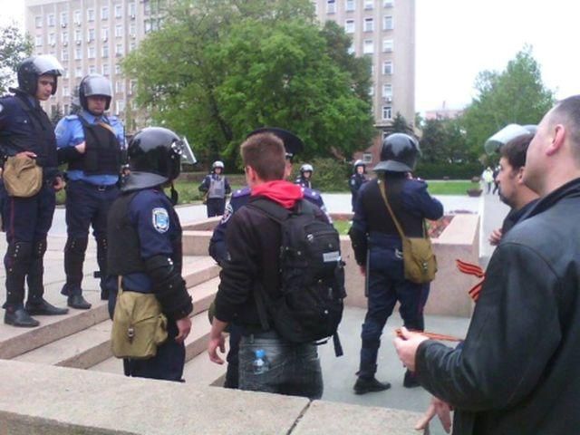День Победы в Николаеве: милиция задержала 8 вооруженных провокаторов