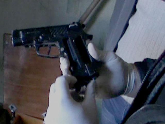 В Запорожье задержали десяток вооруженных людей В Запорожье задержали десяток вооруженных людей