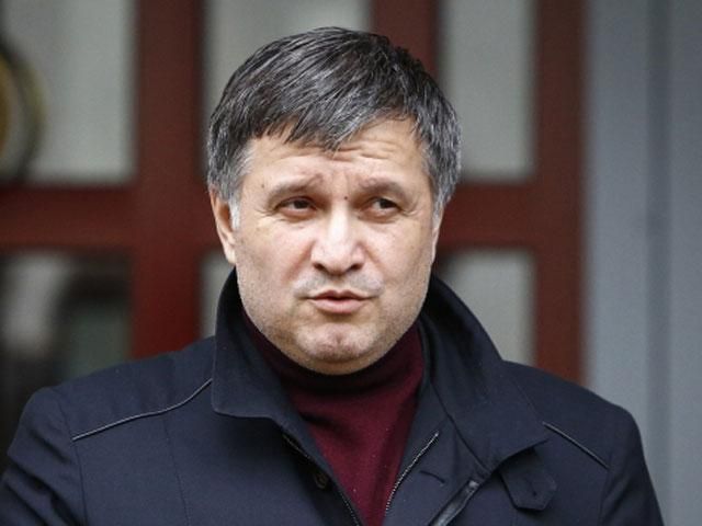 В Мариуполе убиты 20 террористов, четверо взяты в плен, — Аваков В Мариуполе убиты 20 террористов, четверо взяты в плен, — Аваков