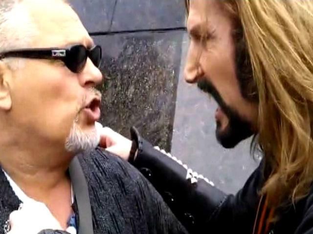 У Донецьку сепаратисти прогнали Джигурду, котрий хотів до них приєднатись У Донецьку сепаратисти прогнали Джигурду, котрий хотів до них приєднатись