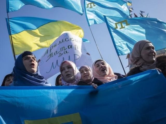 Нелегітимна влада Криму нав'язує кримським татарам свої умови жалобного мітингу