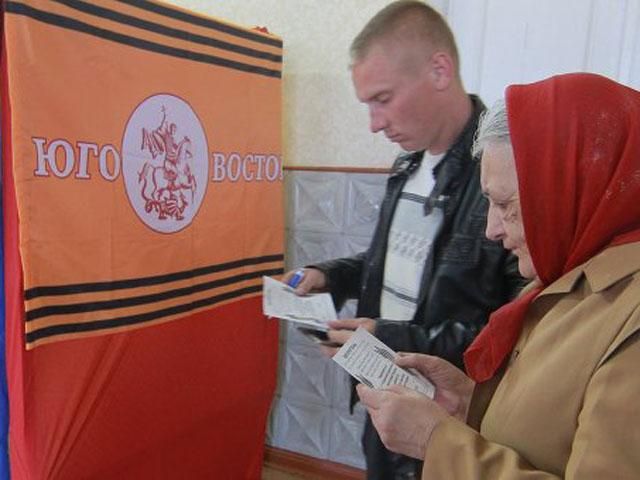 Сепаратисти запевняють, що на Донеччині вже проголосувало понад 30% виборців, на Луганщині – 65%