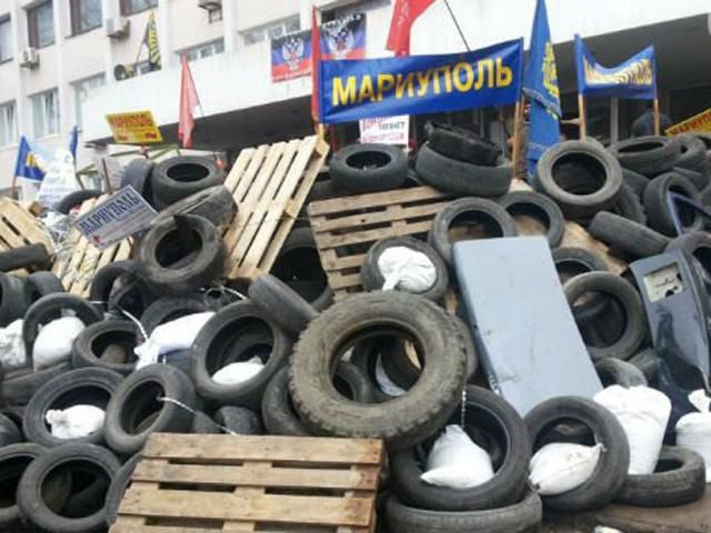 У Маріуполі сепаратисти розбирають барикади, — ЗМІ