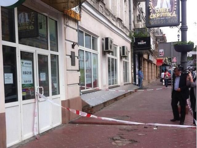 У центрі Києві стрілянина: поранений чоловік (Фото)