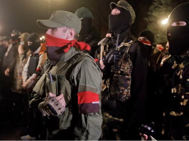 Российскому блоггеру "шьют" экстремизм за интересование "Правым сектором" Российскому блоггеру "шьют" экстремизм за интересование "Правым сектором"