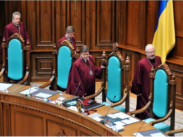 25 травня обиратимуть президента на 5 років, — КСУ 25 травня обиратимуть президента на 5 років, — КСУ