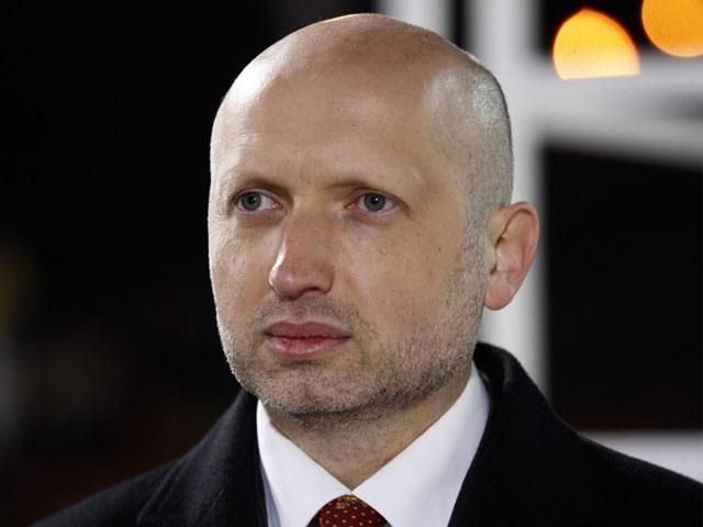 Ми готові вести діалог з тими, хто не забруднив руки у крові, — Турчинов Ми готові вести діалог з тими, хто не забруднив руки у крові, — Турчинов