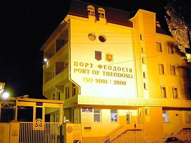 Тысяча людей останется без работы из-за закрытия портов в Крыму, - Тимчук Тысяча людей останется без работы из-за закрытия портов в Крыму, - Тимчук