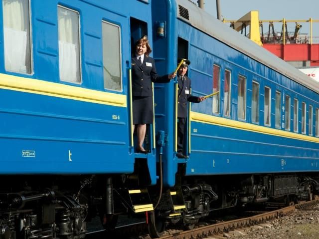 "Укрзализныця" с начала года продала через Интернет 1,4 млн билетов "Укрзализныця" с начала года продала через Интернет 1,4 млн билетов