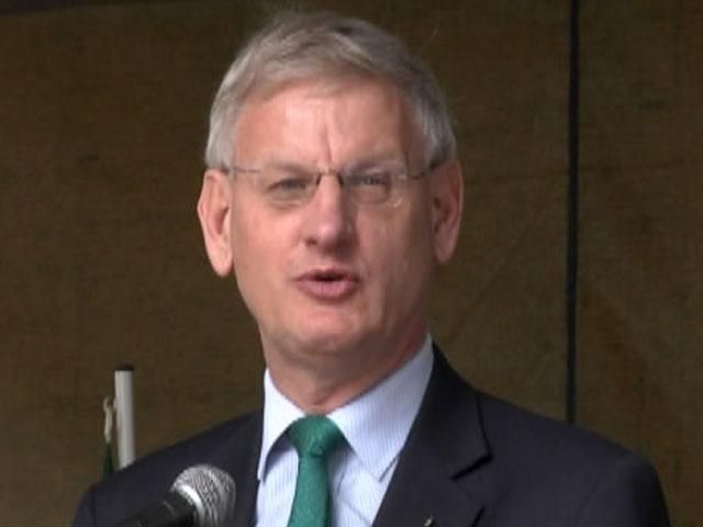 У Тбілісі протестують проти закону про секс-меншини (Відео) У Тбілісі протестують проти закону про секс-меншини (Відео)