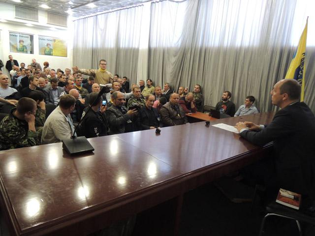 Самооборона Майдану стала всеукраїнською громадською організацією (Фото) Самооборона Майдану стала всеукраїнською громадською організацією (Фото)