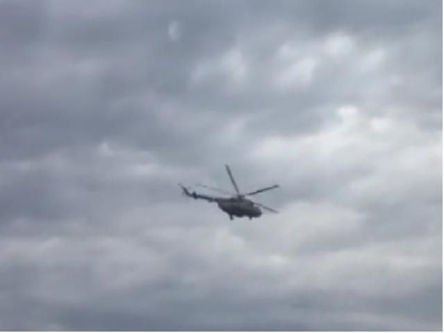 Над местами проживания крымских татар летают военные вертолеты