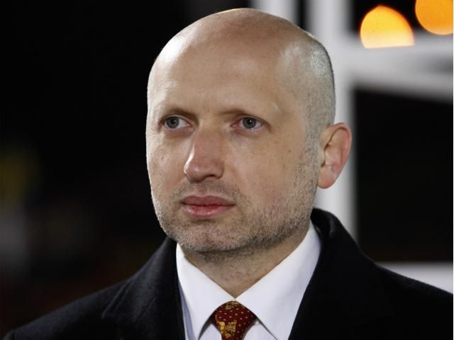 Турчинов закликав Мін'юст вивчити матеріали незаконної діяльності КПУ Турчинов закликав Мін'юст вивчити матеріали незаконної діяльності КПУ